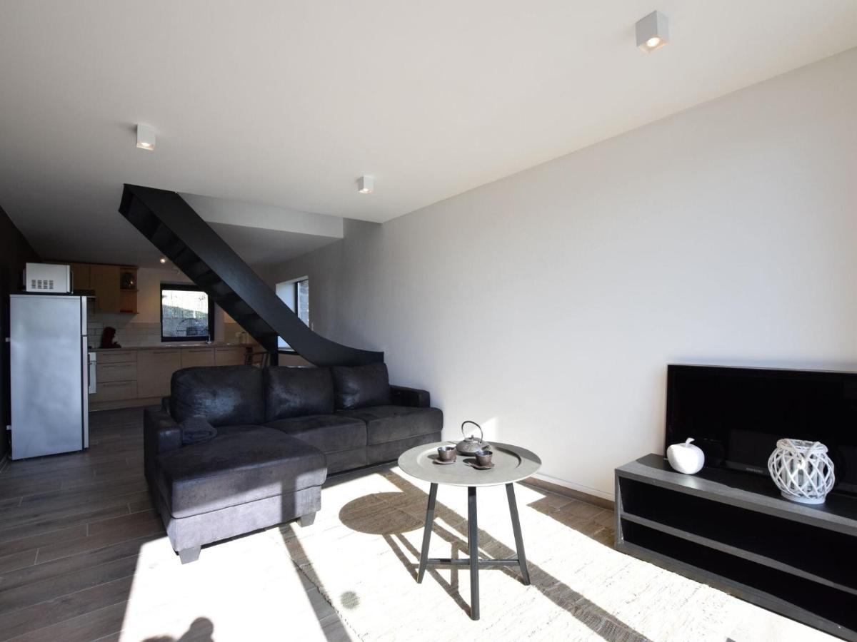 Charming Holiday Home In Sainte Ode With Terrace Bagian luar foto