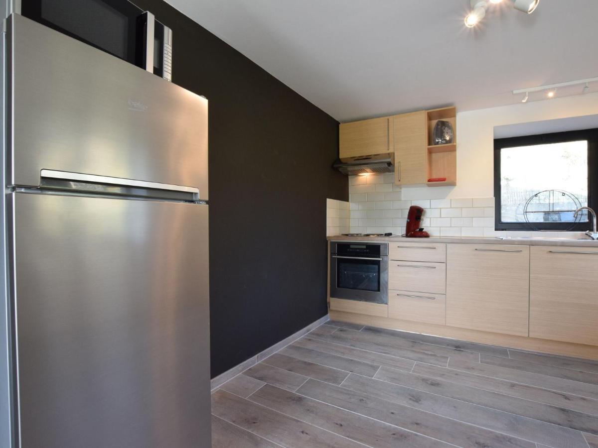 Charming Holiday Home In Sainte Ode With Terrace Bagian luar foto