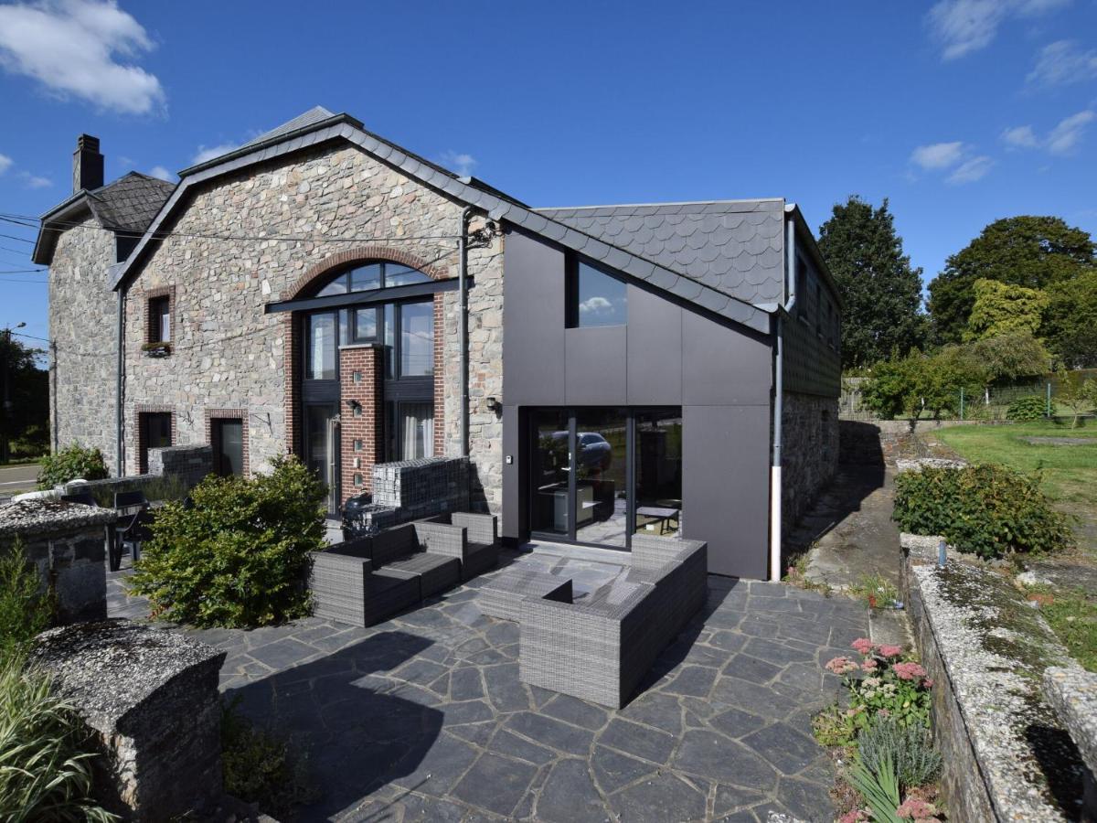Charming Holiday Home In Sainte Ode With Terrace Bagian luar foto
